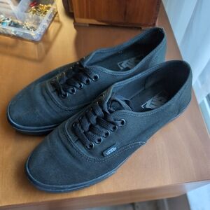Vans Black Lo Pro Canvas Shoes